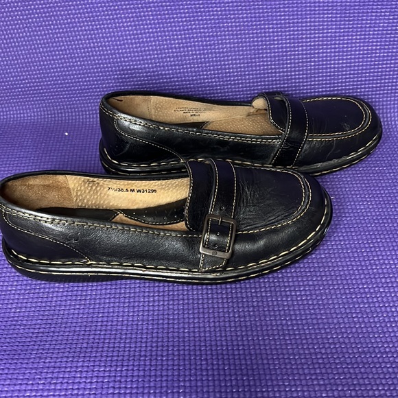 LOVIN’ BORN FLATS - Picture 3 of 5